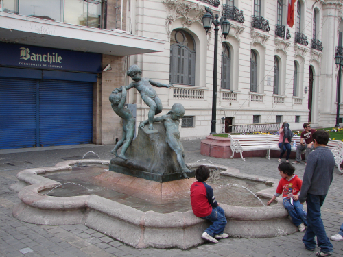 Una foto del centro de Santiago de Chile.